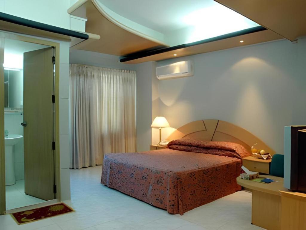 Hotel Tower Inn, Chittagong Ngoại thất bức ảnh