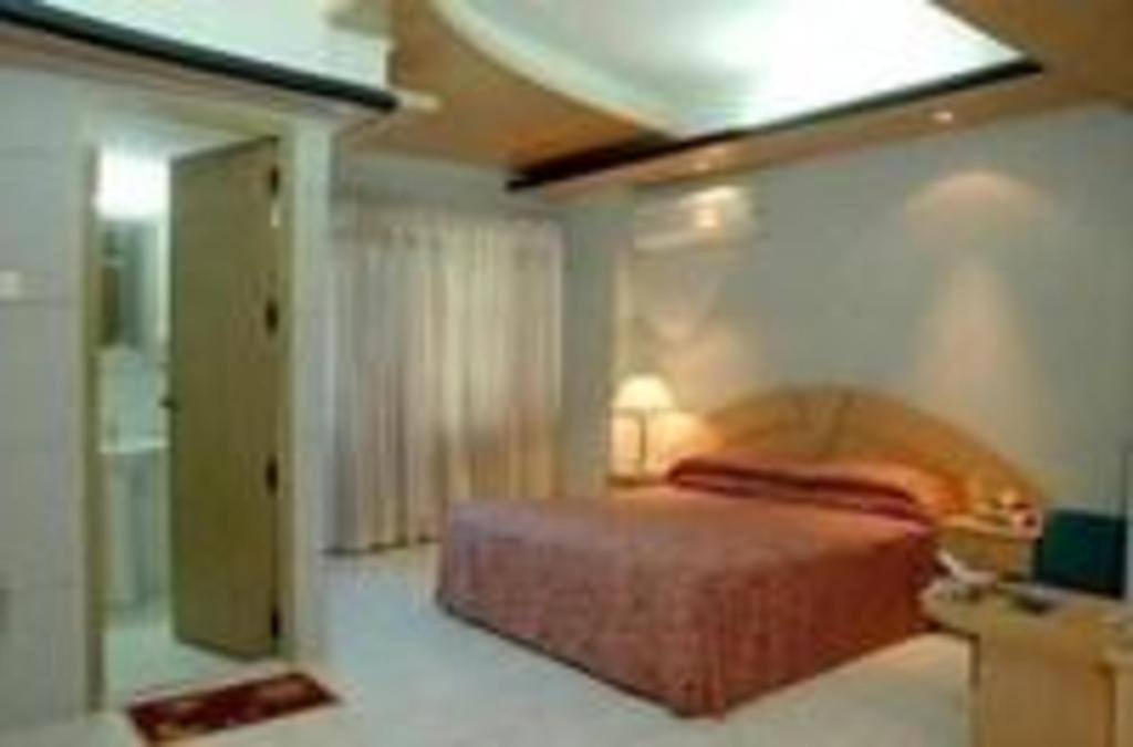 Hotel Tower Inn, Chittagong Ngoại thất bức ảnh